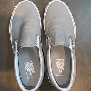 only worn one VANS!! perfect condition.